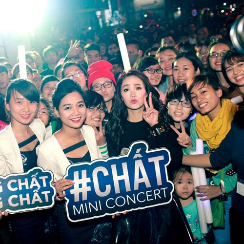 HALICO kết thúc chuỗi 3 mini concert “CHẤT” với sự bùng cháy tại Ga Hà Nội